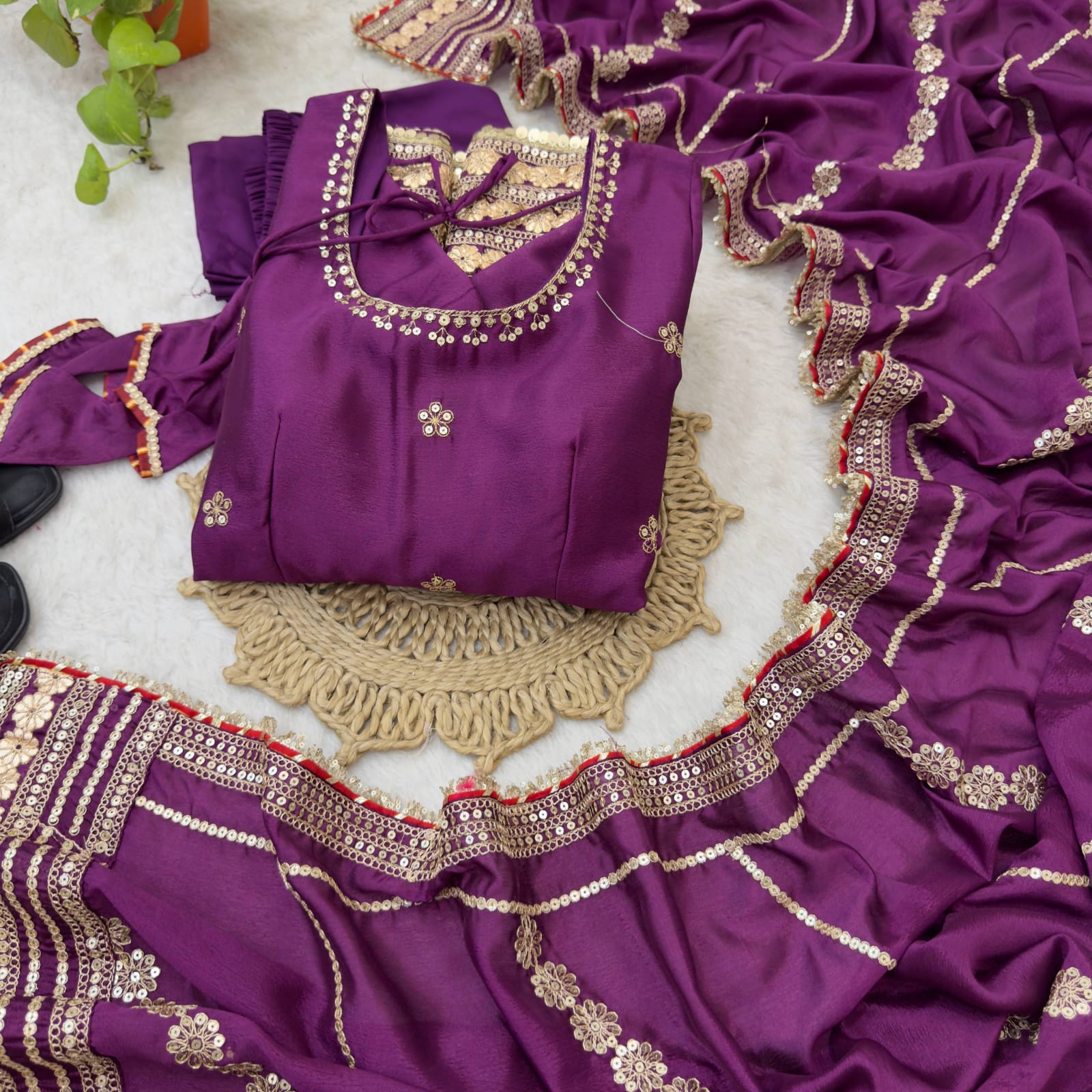 Code 025 photo 8